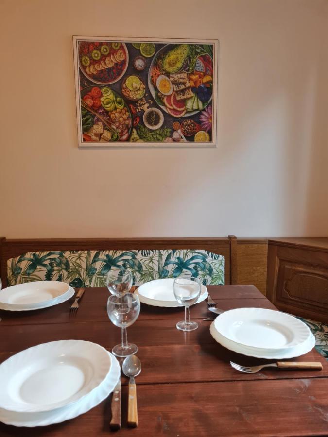 Tulipanvendeghaz Hotel Keszthely Ngoại thất bức ảnh