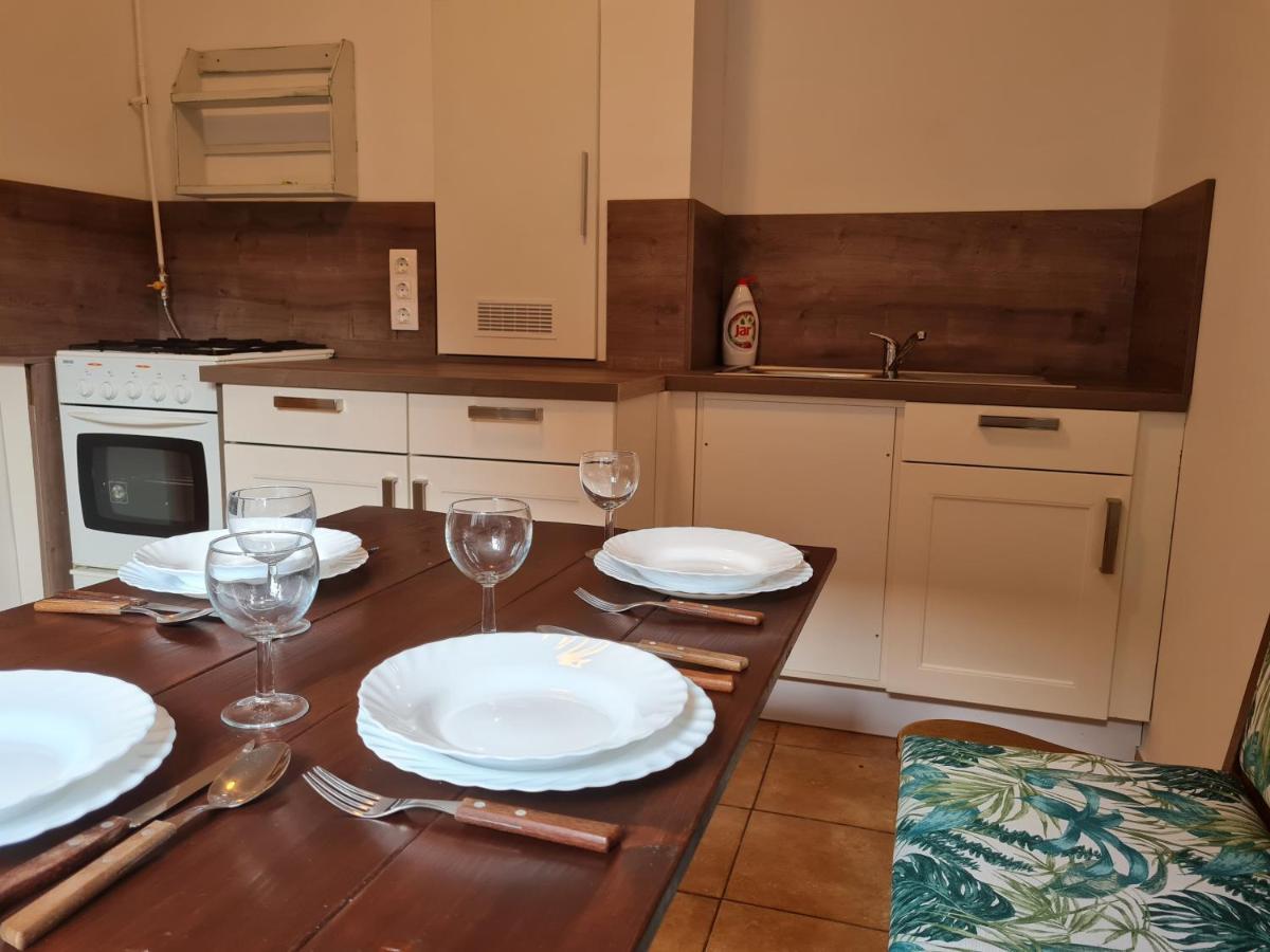 Tulipanvendeghaz Hotel Keszthely Ngoại thất bức ảnh