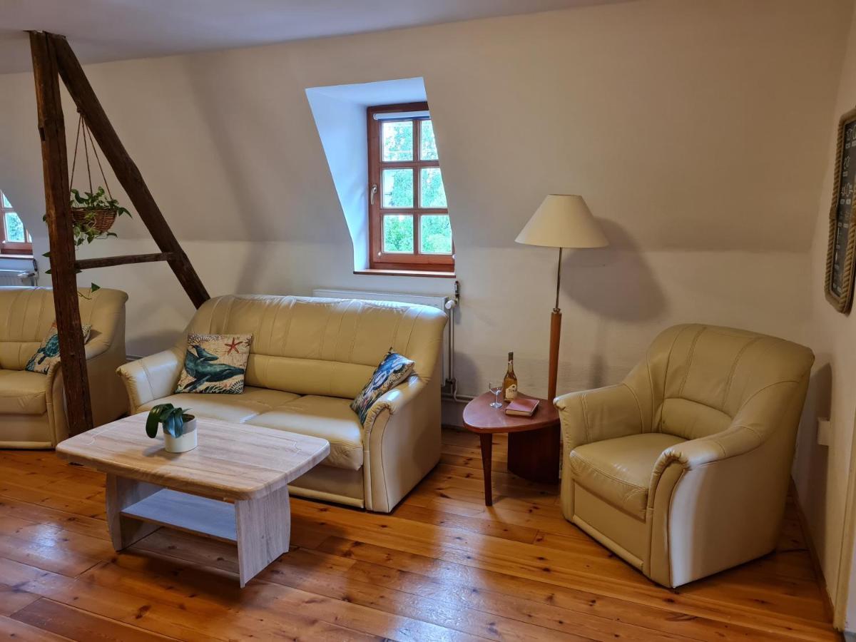 Tulipanvendeghaz Hotel Keszthely Ngoại thất bức ảnh